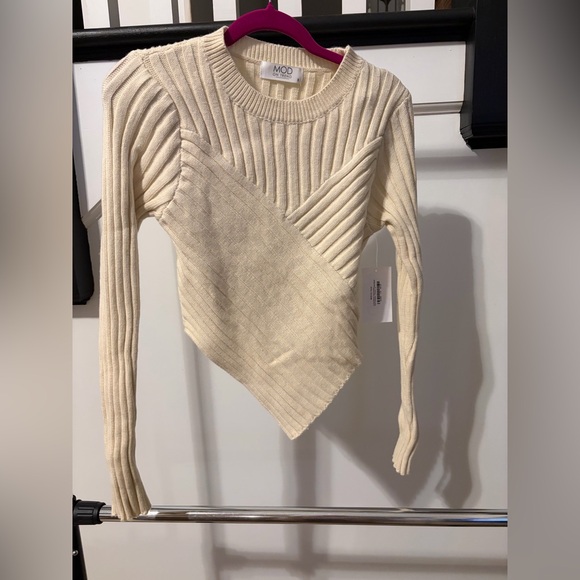 NEW Mod Cream Ribbed Sweater - Picture 1 of 2